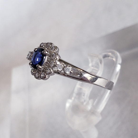 Sterling Silver Natural Sapphire Ring - Picture 6 of 8